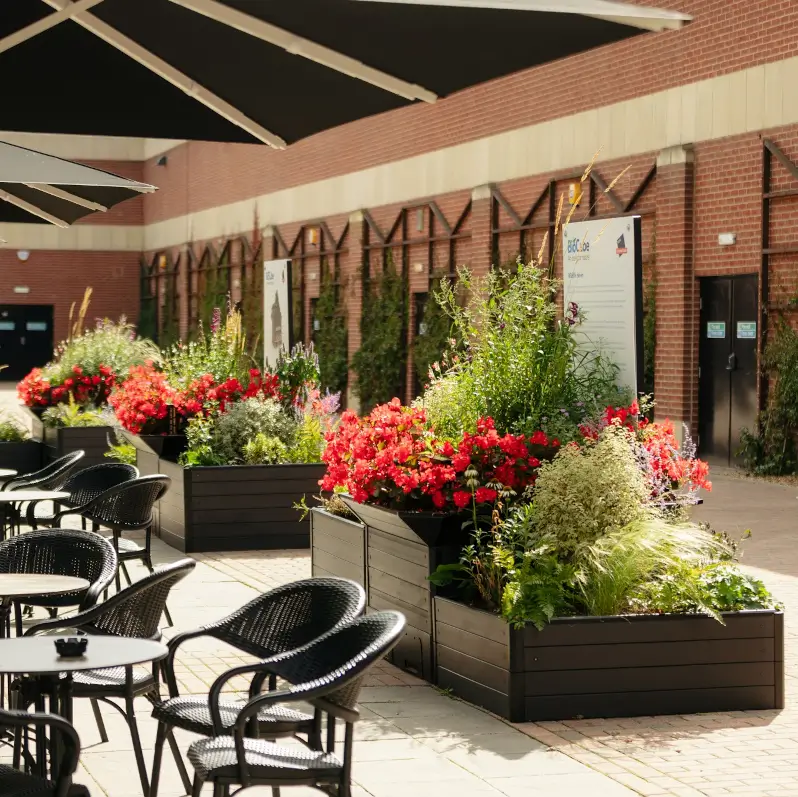 Black BioCubes installed at McArthurGlen Outlet in York to increase biodiversity and provide an attractive, modern and professional outdoor space